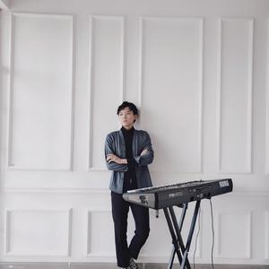 国产亲妺妺乱的性视频
